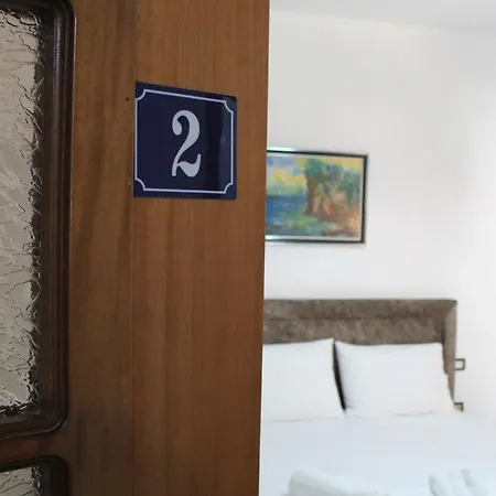 דירה Casa Elefteria & Viron